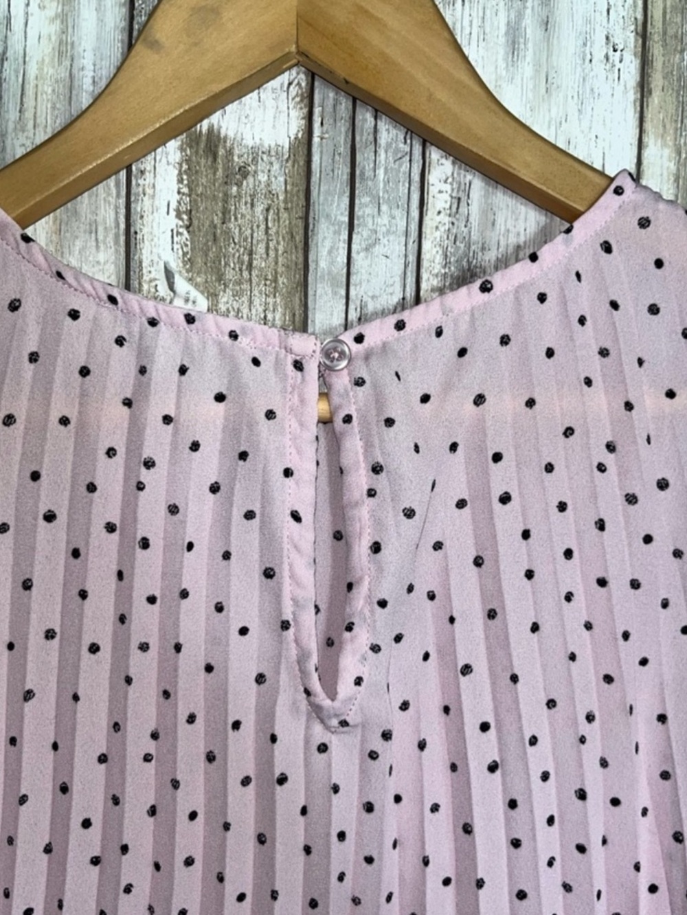 Maurices Polka Dot Pleated Tank Top Small Pink Ruffle Sleeve Feminine Blouse - Picture 4 of 6